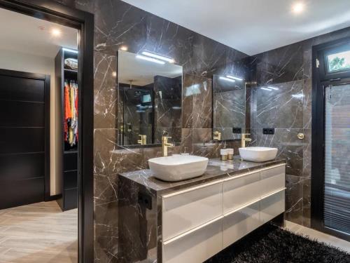 Fantastic villa in Saint-Cannat