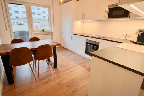 Fantastische Moderne und Zentrale Wohnung mit Balkon