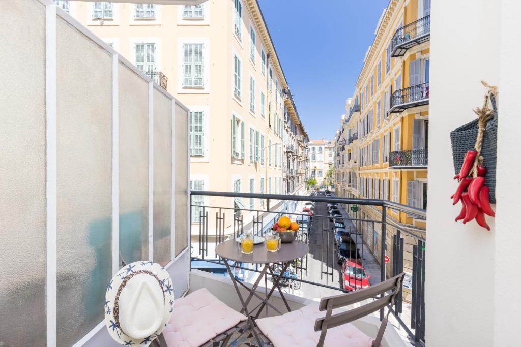 Appartement FEEL HOME - FRANCE 93 93 Rue de France 06000 Nice