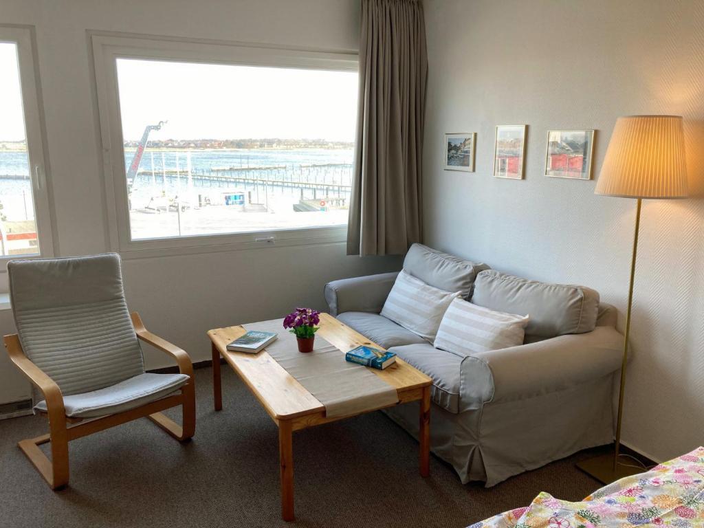 Appartement Fehmarn-OstseeferienAm Yachthafen 190 Stranddistelweg 52- 310 23769 Burgtiefe auf Fehmarn 