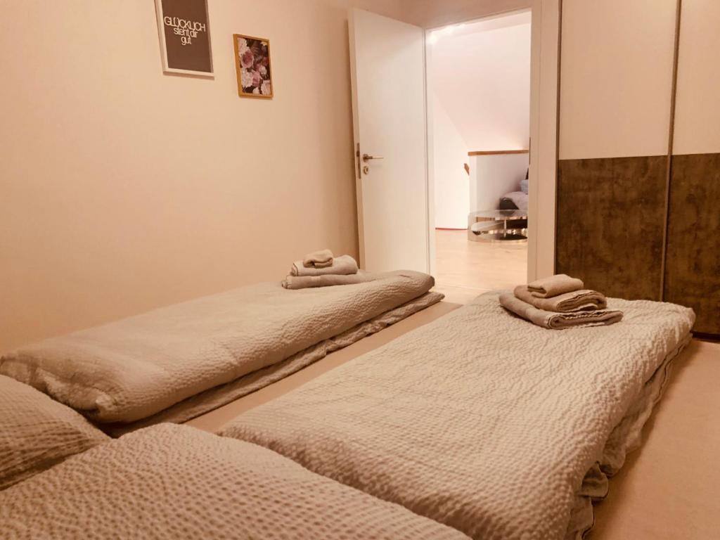 Appartement FELIX LIVING 3, modern & cozy 2 Zimmer Wohnung, Netflix, Parkplatz 74 Passauer Straße 94121 Salzweg