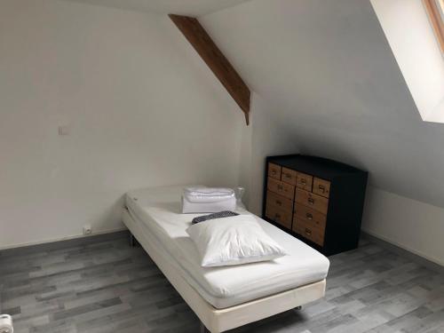FENUA : gite 5 chambres 10 couchages en ville