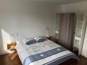 FENUA : gite 5 chambres 10 couchages en ville