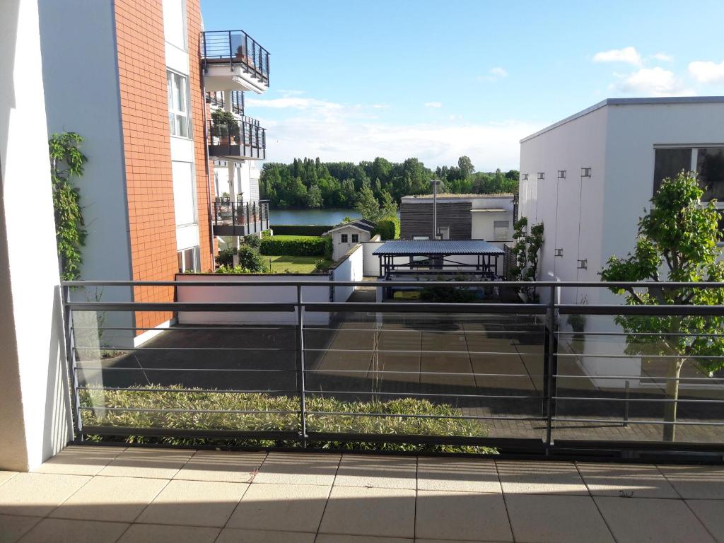 Appartement Ferien am Wasser 13 Storchenallee 65201 Wiesbaden