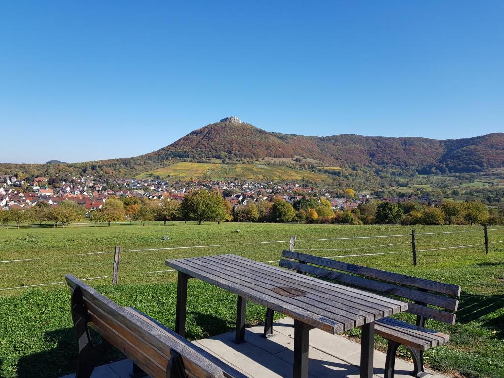 Ferien in Neuffen - Ferienwohnung Plaue 4 Florianstraße, 72639 Neuffen