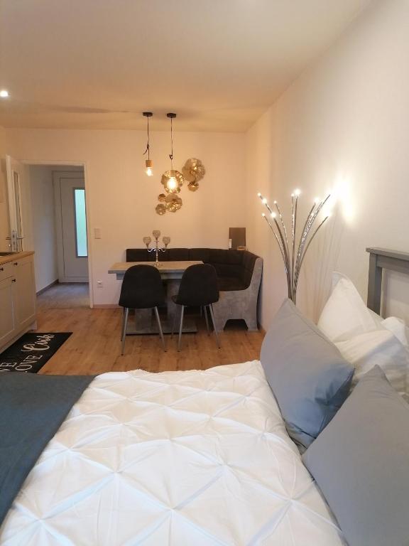 Ferien und Monteurzimmer Arnadia 20 Nibelungenring, 64689 Grasellenbach