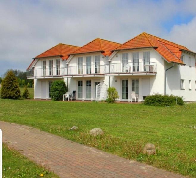 Ferienapartment Wiese & Meer auf Rügen Lütt Länneken 134, 18551 Neddesitz