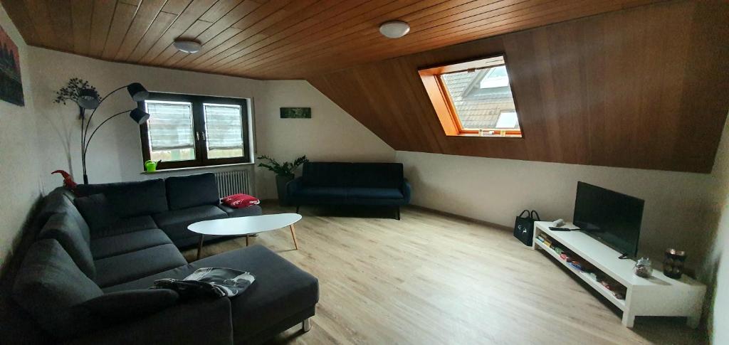 Ferienappartement Grüner Elch 14 Blumenstraße, 79365 Rheinhausen