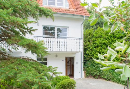 Ferienappartement mit Seeblick und Balkon