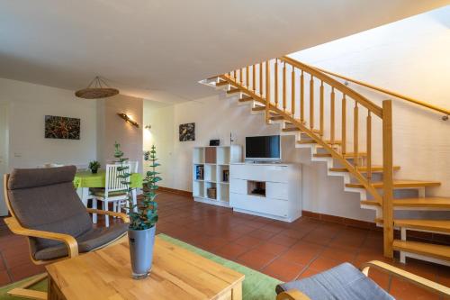 Feriendorf Rugana - Komfort Appartement mit 2 Schlafzimmern und Terrasse A01