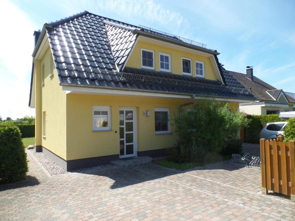 Appartement Ferienhaus am Eikboom - DHH2 Hauptstr. 59c - DHH2 17449 Karlshagen