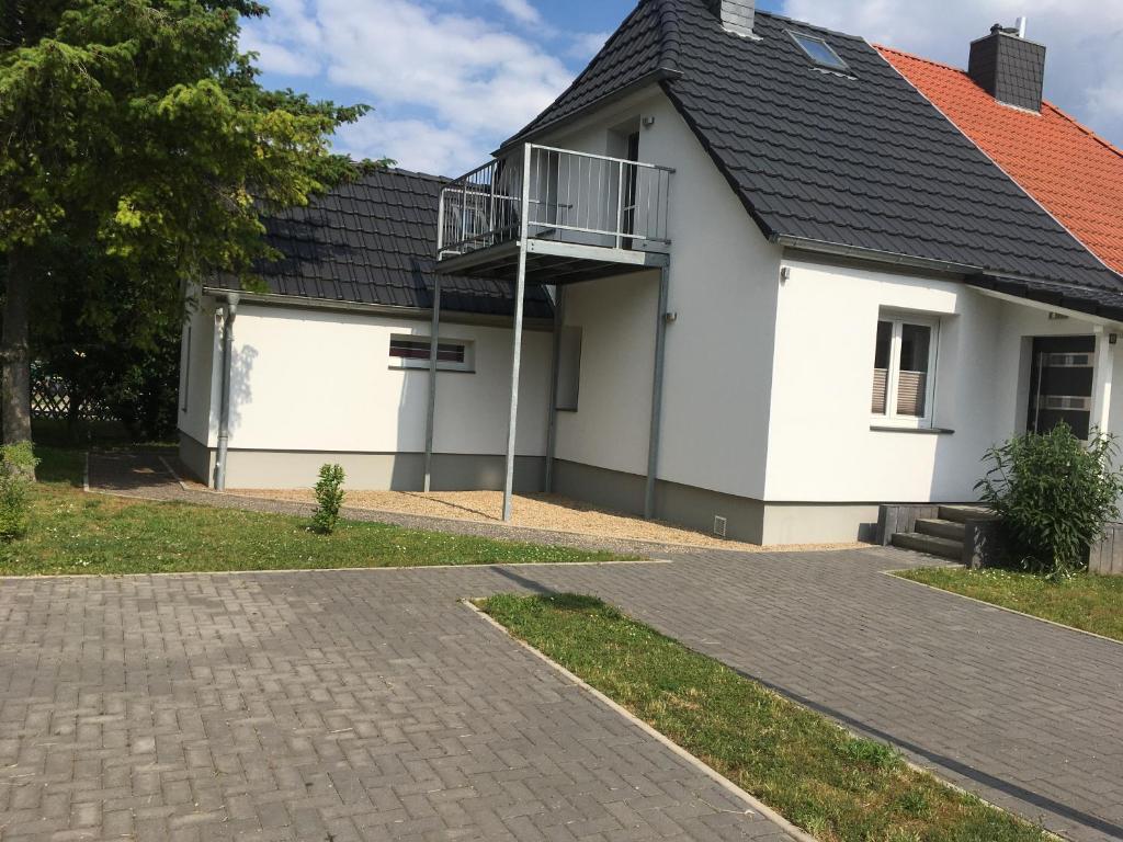 Appartement Ferienhaus am Geiseltalsee mit Sauna 69 Geiseltalstraße 06242 Braunsbedra