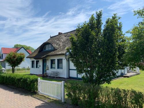 Ferienhaus Becker - Wohnung unten mit grosser Darssveranda