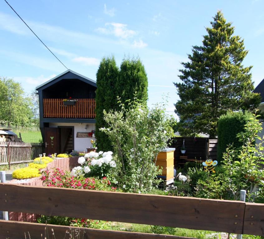 Ferienhaus beim Imker Obere Gebirgsstraße 7, 09496 Marienberg