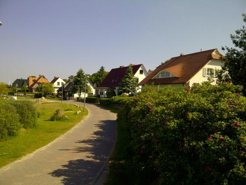 Ferienhaus Boddenkiek mit Wasserblick in Seedorf