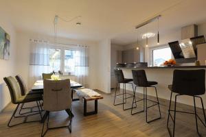 Appartement Ferienhaus-Daeschinger-Zweiradparadies Pfingstweg  6 56869 Mastershausen Rhénanie-Palatinat