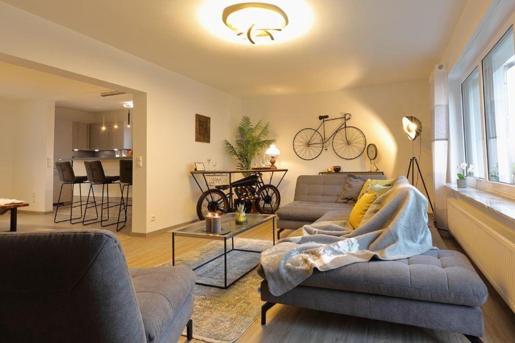 Appartement Ferienhaus-Daeschinger-Zweiradparadies Pfingstweg  6 56869 Mastershausen