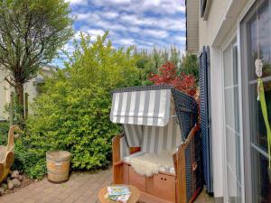 Ferienhaus Klünderberg in Binz - F670 mit Kamin, Terrasse, Strandkorb