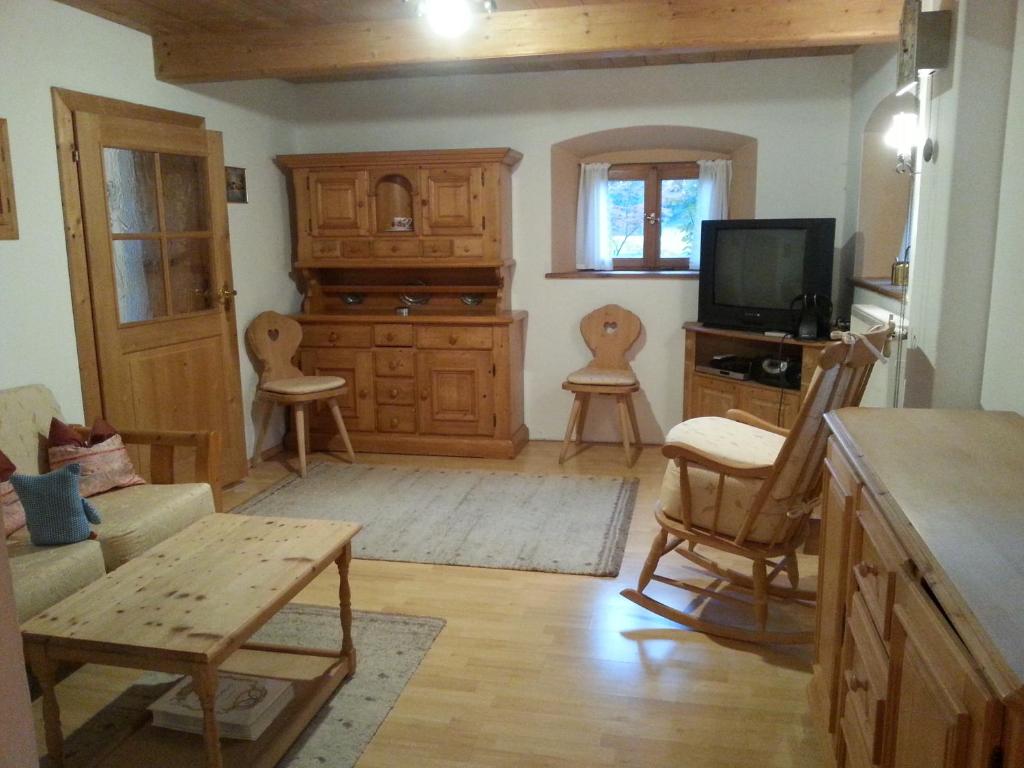 Appartement Ferienhaus Kraihof, Münchner Straße 234 Münchner Straße 236 Ortsteil Moosrain 83703 Gmund am Tegernsee