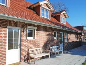 Ferienhaus Lobbe F 544 WG 02 über zwei Etagen, strandnah