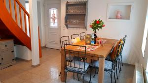 Appartement Ferienhaus Rose - Löhndorf Weinregion - Traumferienhaeuser-Eifel 47 St.-Georg-Straße 53489 Löhndorf Rhénanie-Palatinat