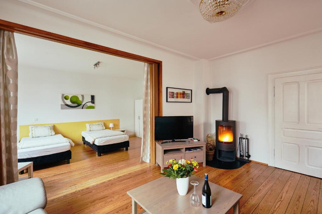 Ferienhaus Sommerweide 160qm bis 10P Forstgasse 52, 67454 Haßloch