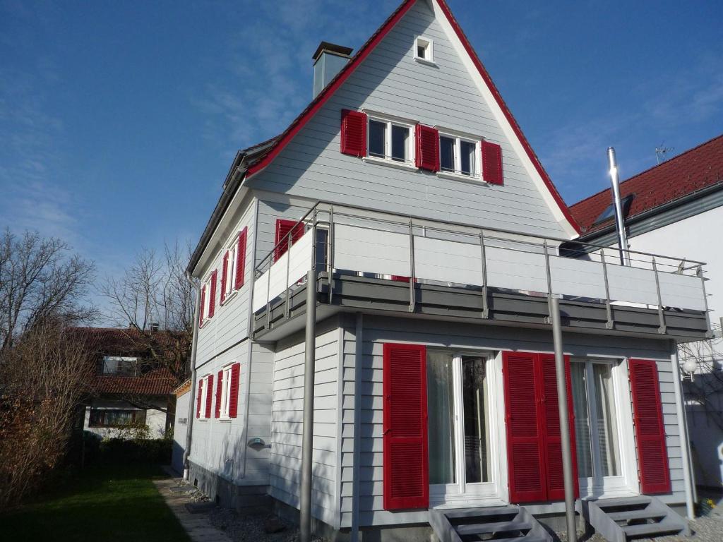 Appartement Ferienhaus Villa Kunterbunt Dennenmoos 4A 88131 Lindau