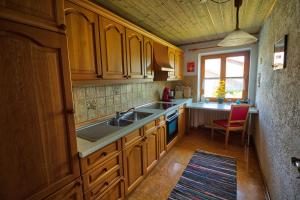 Appartement Feriensuite-auf-dem-Bauernhof-fuer-2-3-Personen-im-Herzen-Niederbayerns Auenweg 21 94437 Mamming Bavière