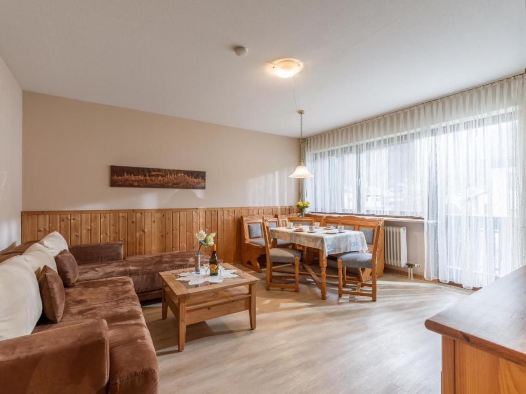 FerienwohnanlageOberaudorf B5 zwei Zimmerappartement Bad-Trißl-Str.44, 83080 Oberaudorf