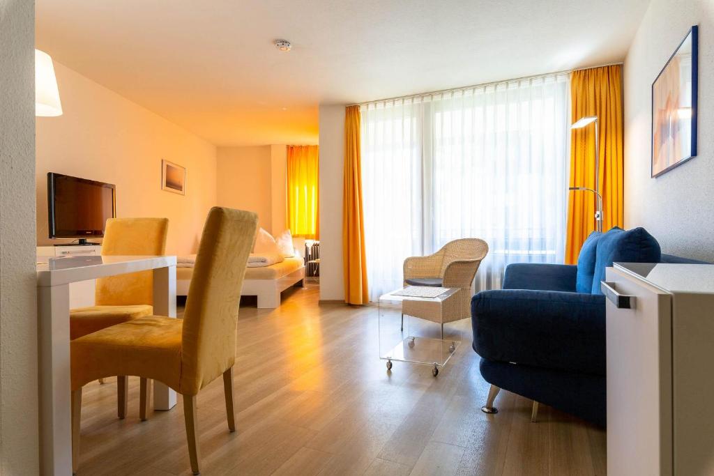 Appartement Ferienwohnpark Immenstaad am Bodensee Ein-Zimmer-Apartment 55 09 Gehrenbergstr. 50 88090 Immenstaad am Bodensee