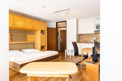 Ferienwohnpark Immenstaad am Bodensee Ein-Zimmer-Apartment 55 16