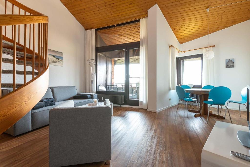 Ferienwohnpark Immenstaad am Bodensee Maisonette-Wohnung 51 21 Gehrenbergstr. 50, 88090 Immenstaad am Bodensee