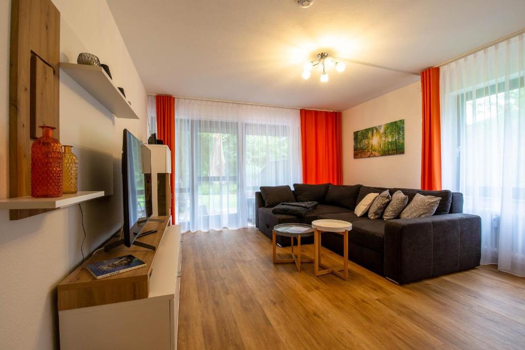 Appartement Ferienwohnpark Immenstaad am Bodensee Zwei-Zimmer-Apartment 49 04 Gehrenbergstr. 50 88090 Immenstaad am Bodensee