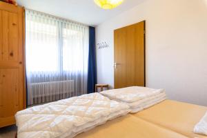 Appartement Ferienwohnpark Immenstaad am Bodensee Zwei-Zimmer-Apartment 49 45 Gehrenbergstr. 50 88090 Immenstaad am Bodensee Bade-Wurtemberg