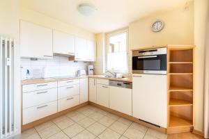Ferienwohnpark Immenstaad am Bodensee Zwei-Zimmer-Apartment 51 13