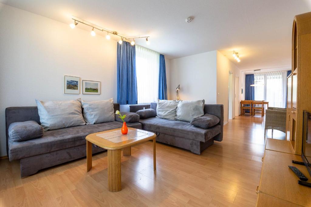 Appartement Ferienwohnpark Immenstaad am Bodensee Zwei-Zimmer-Apartment 53 16 Gehrenbergstr. 50 88090 Immenstaad am Bodensee