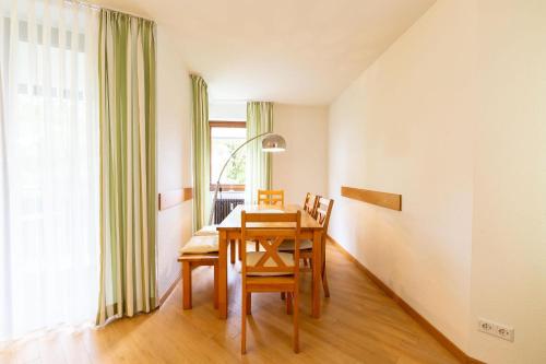 Ferienwohnpark Immenstaad am Bodensee Zwei-Zimmer-Apartment 55 12