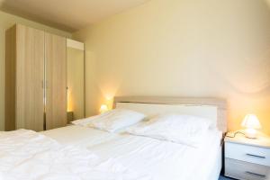 Ferienwohnpark Immenstaad am Bodensee Zwei-Zimmer-Apartment 55 13