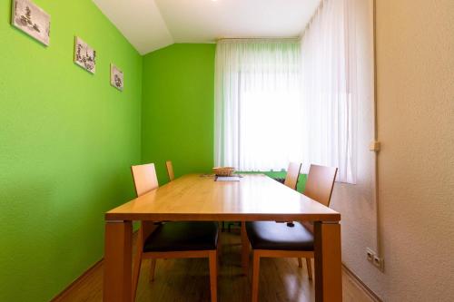 Ferienwohnpark Immenstaad am Bodensee Zwei-Zimmer-Apartment 55 31