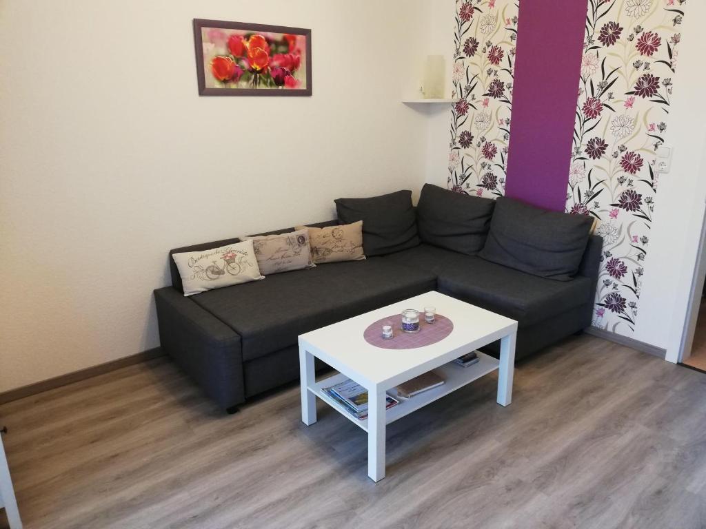 Appartement Ferienwohnung-1-im-Sahlenburger-Ferienhaus Wolfsburger Str. 2 27476 Cuxhaven