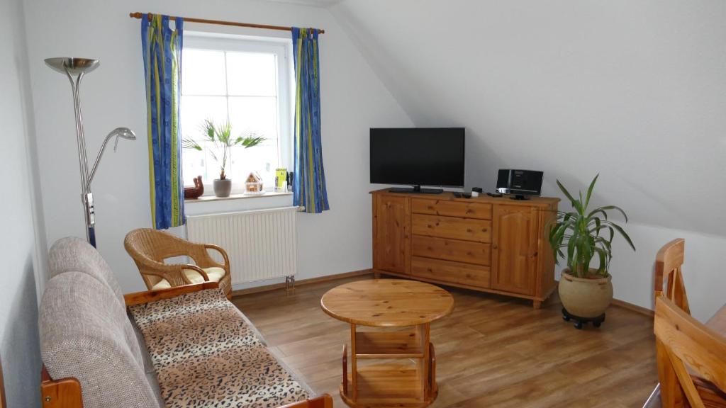 Appartement Ferienwohnung 1, Neuendorf - Hiddensee 1 Am Bollwerk 18565 Neuendorf