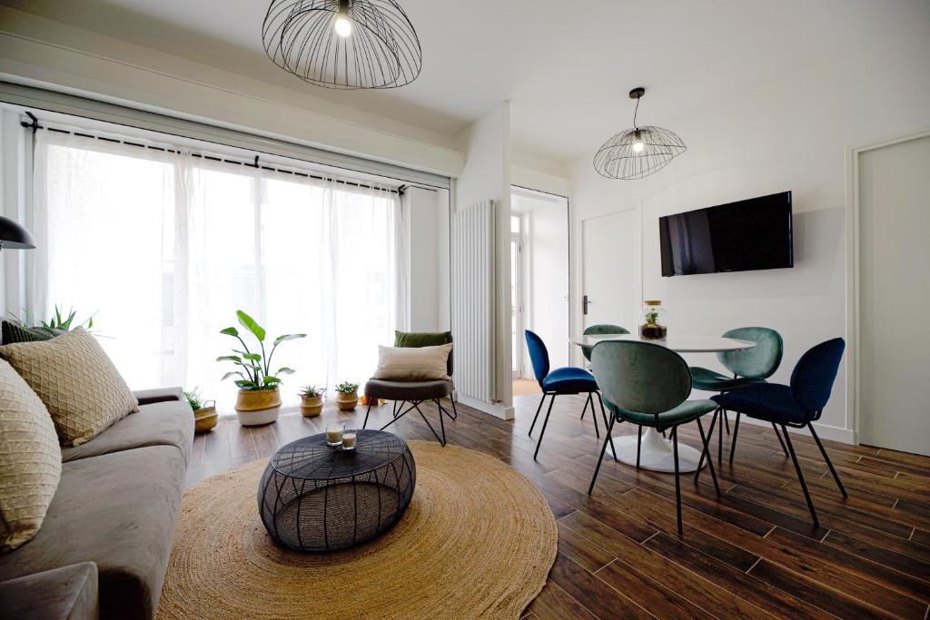Ferienwohnung-15-mit-Sonnenbalkon-Residenz-Meeresbrandung-Duhnen 27476 Cuxhaven