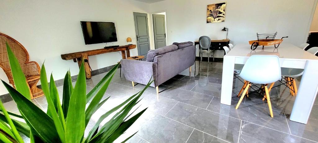 Ferienwohnung 2 Holthusen 25516