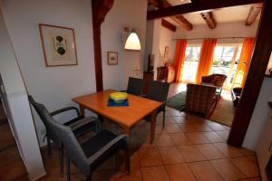 Appartement Ferienwohnung 2 im Gutshaus Losentitz Losentitz 6-b 18574 Losentitz Mecklembourg-Poméranie