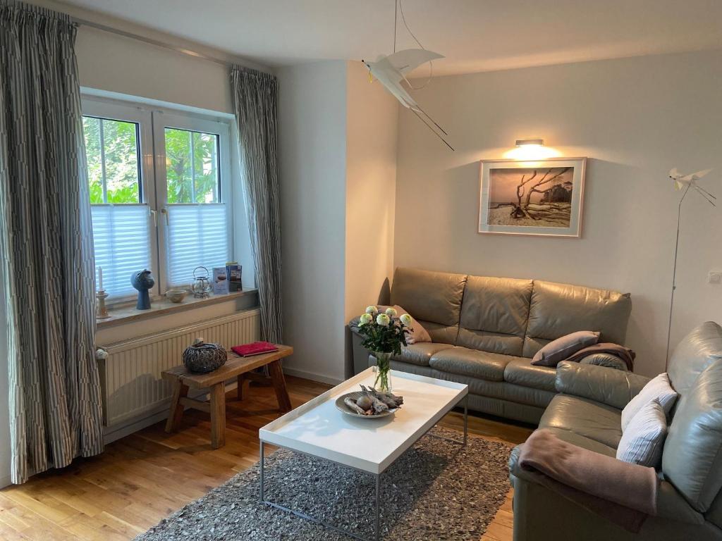 Appartement Ferienwohnung 2 Müller Birkenstraße 21a 18374 Zingst