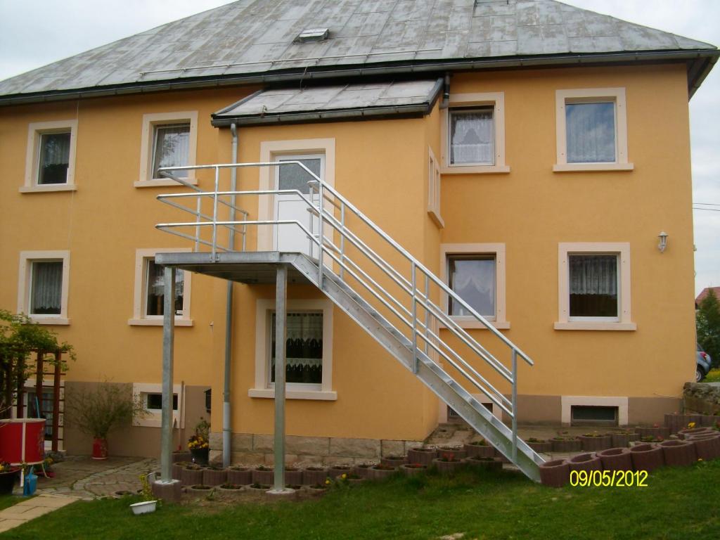 Appartement Ferienwohnung \ 2 Wiesenweg OT Ottendorf 01855 Sebnitz