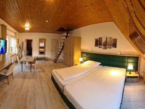 Ferienwohnung-32609 W4