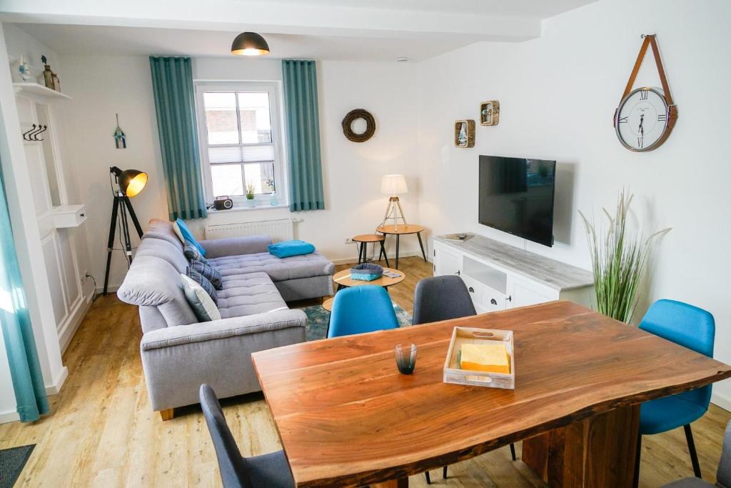 Ferienwohnung 4 \ Tossenser Deich 3, 26969 Tossens