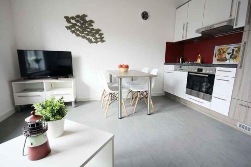 Ferienwohnung-5-2017-neu-renoviert-im-strandnahen-Haus-Seeluft-in-Duhnen