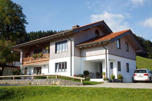Ferienwohnung Adlerhügel